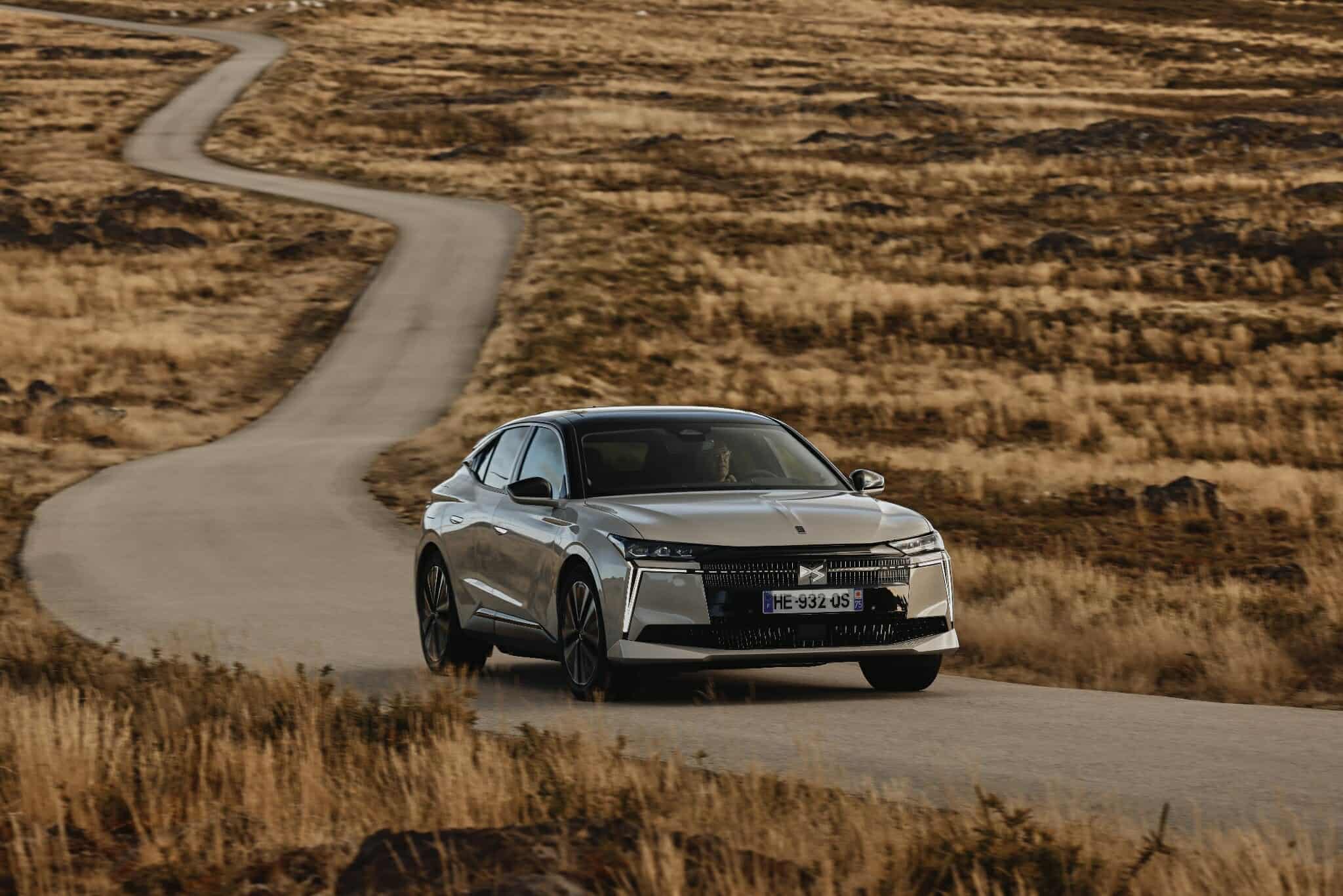 DS 4